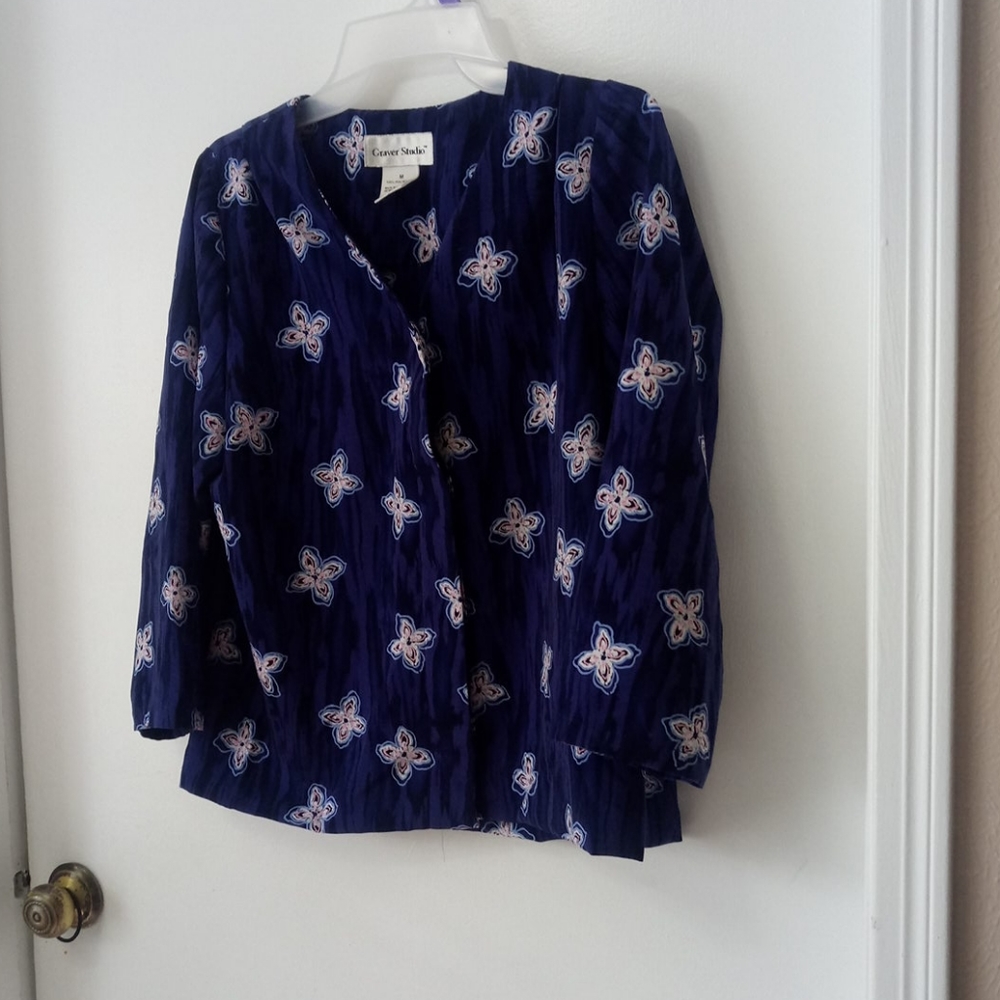 Graver studio womens blouse